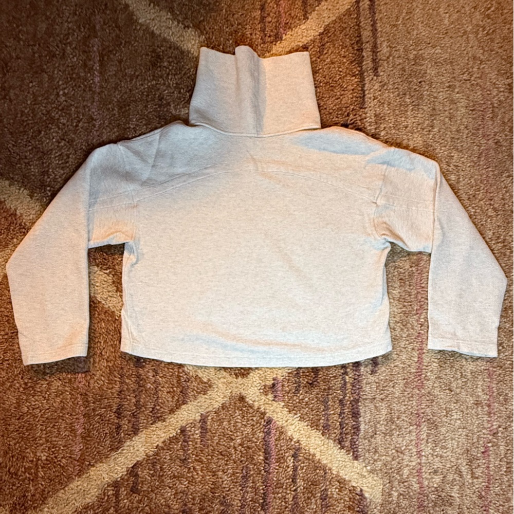 LULULEMON Ribbed Funnel Neck Pullover - Picture 4 of 8